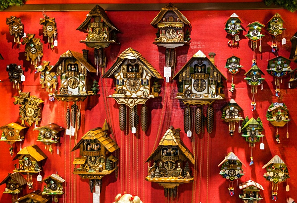 Who Makes the Best Cuckoo Clocks?