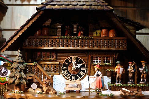 What Is a 1 Day Cuckoo Clock?